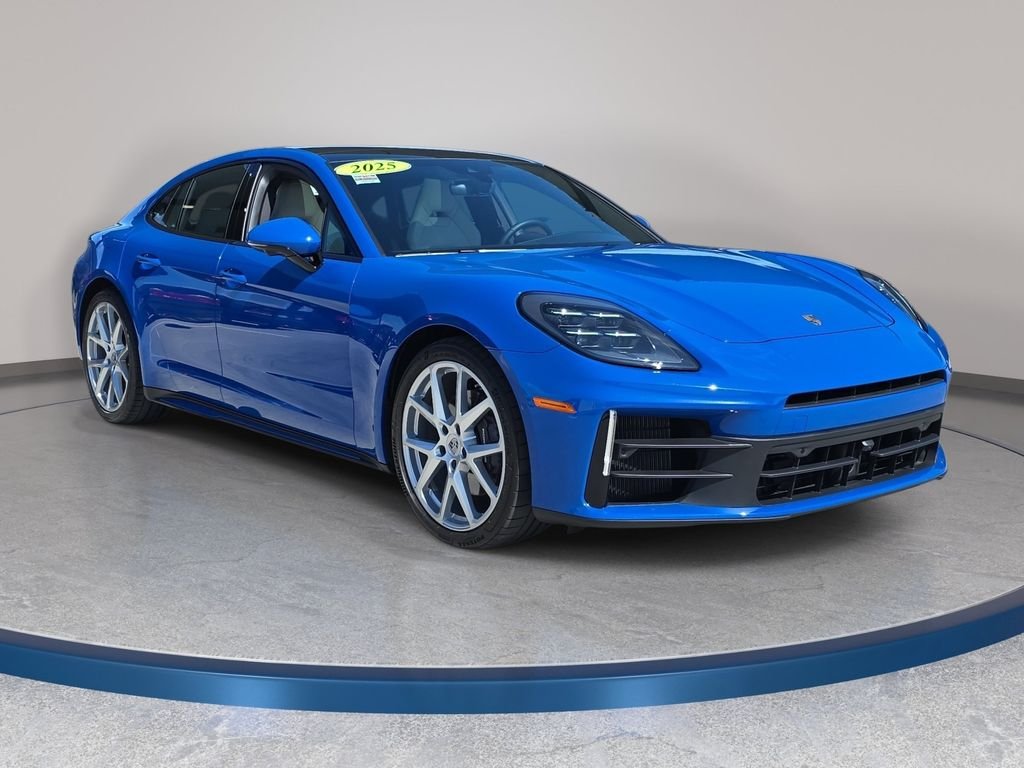 Used 2025  Porsche 4 image 4