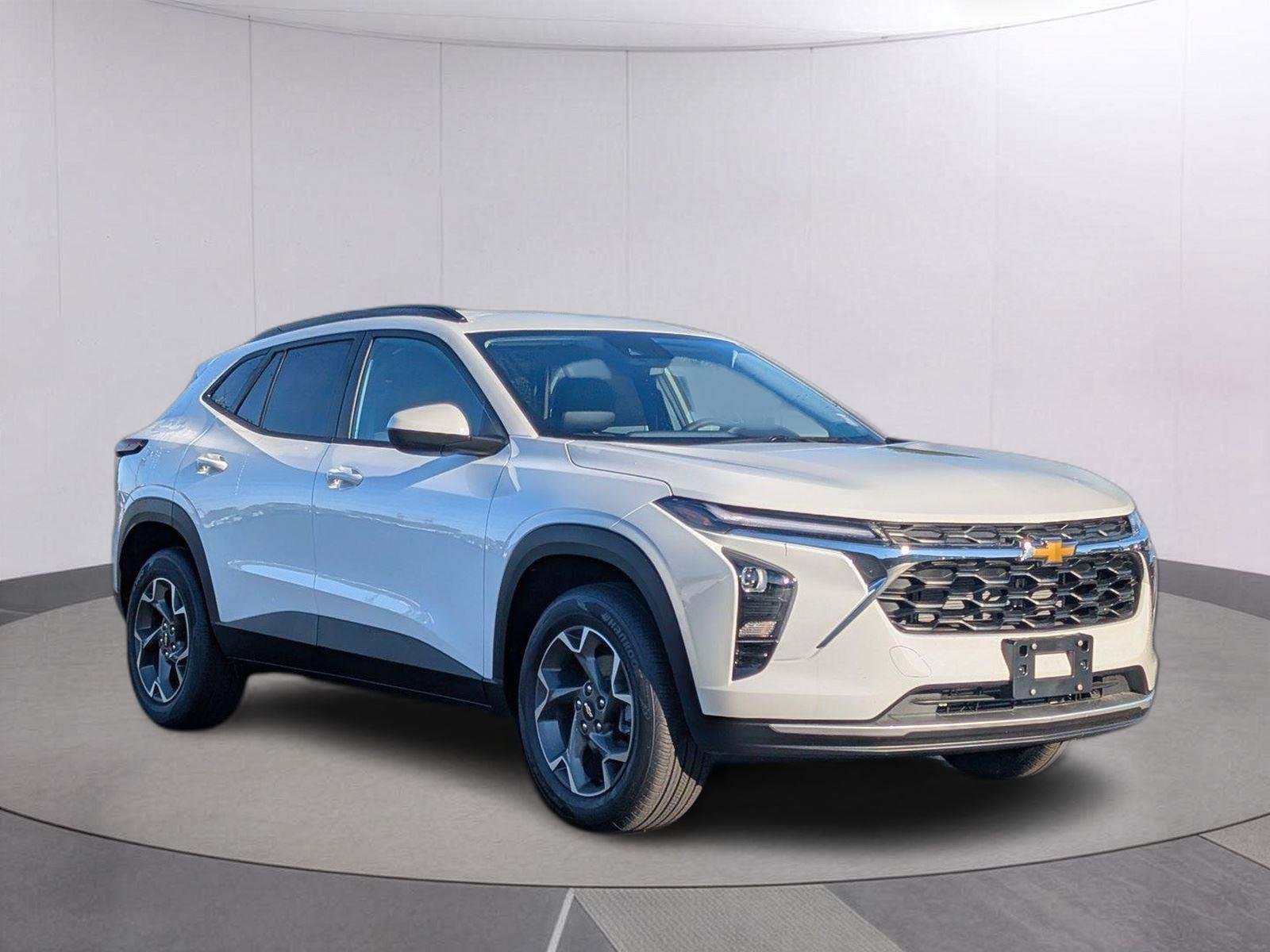 2026 Chevrolet Trax LT - Photo 7