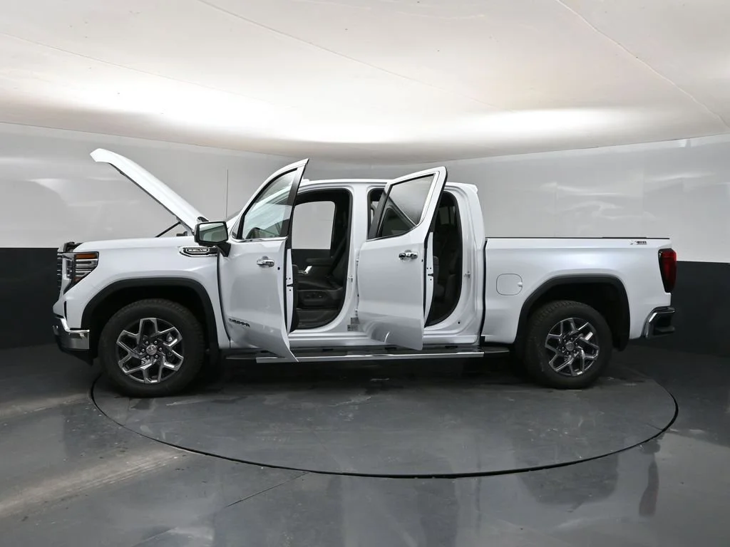 New 2026 Glacier White Tricoat GMC SLT image 51