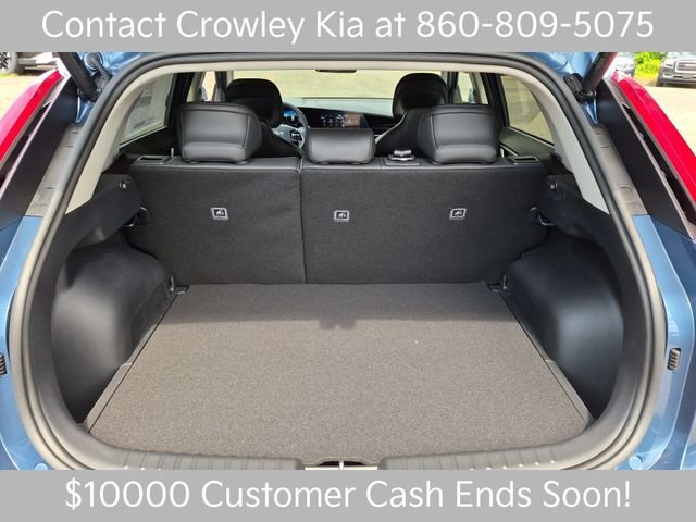New 2026 Mineral Blue Kia WIND image 23