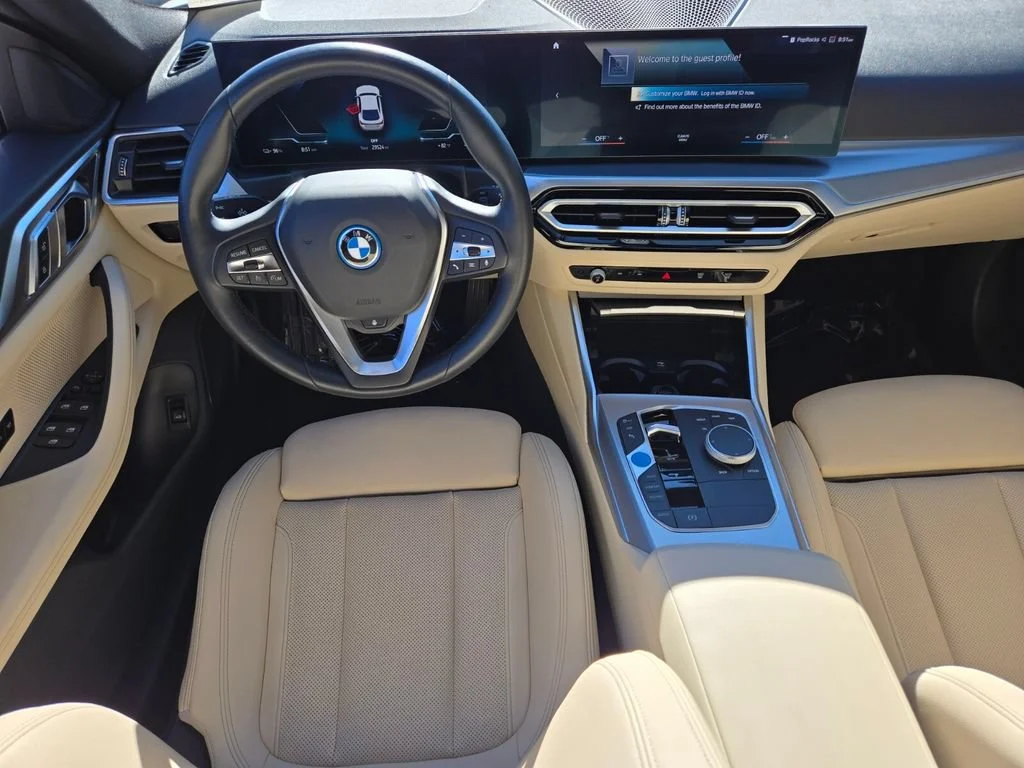 Used 2023 Mineral White Met BMW eDrive35 image 13