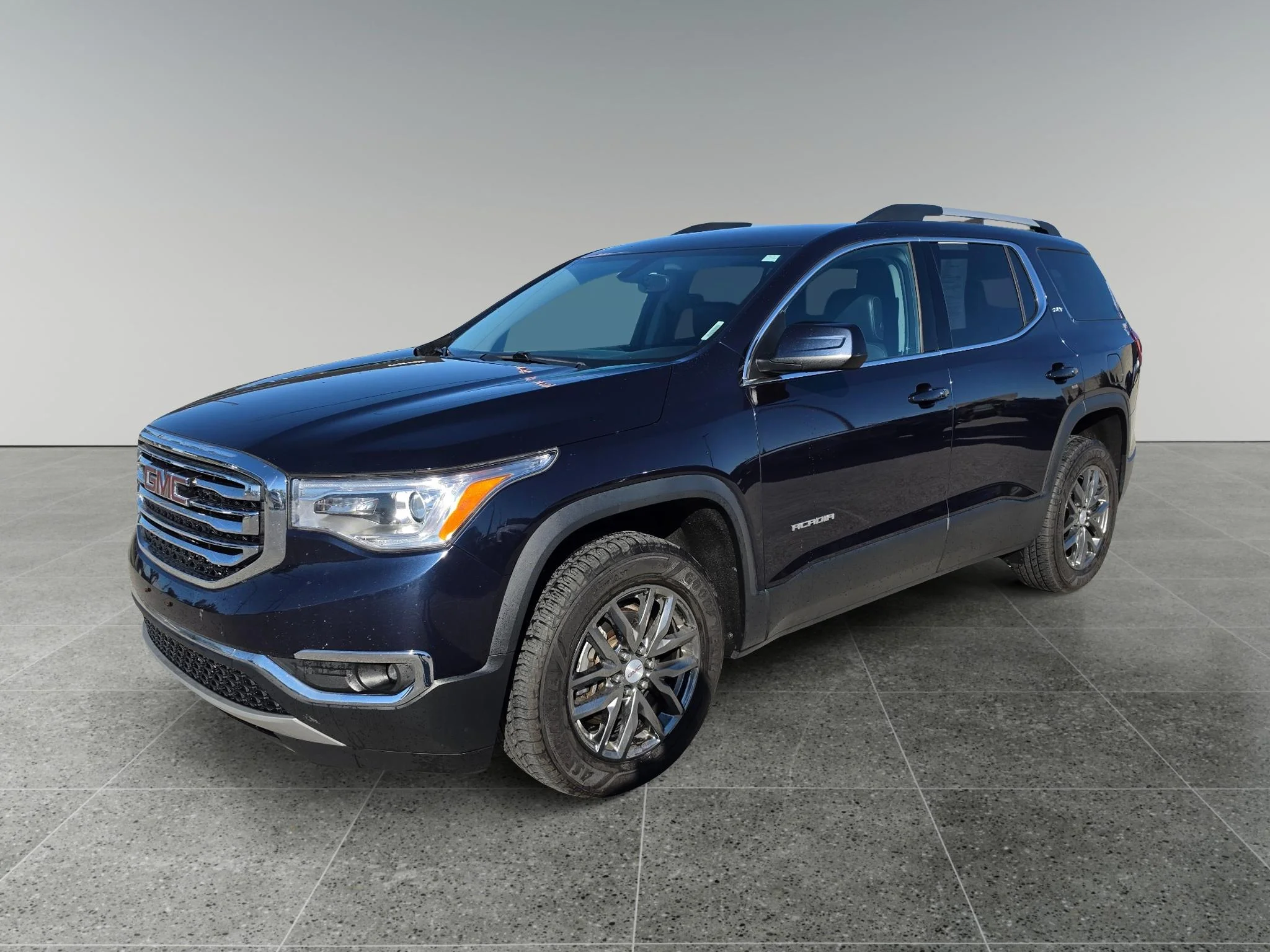 Used 2017 Dark Sapphire Blue Metallic GMC SLT image 1
