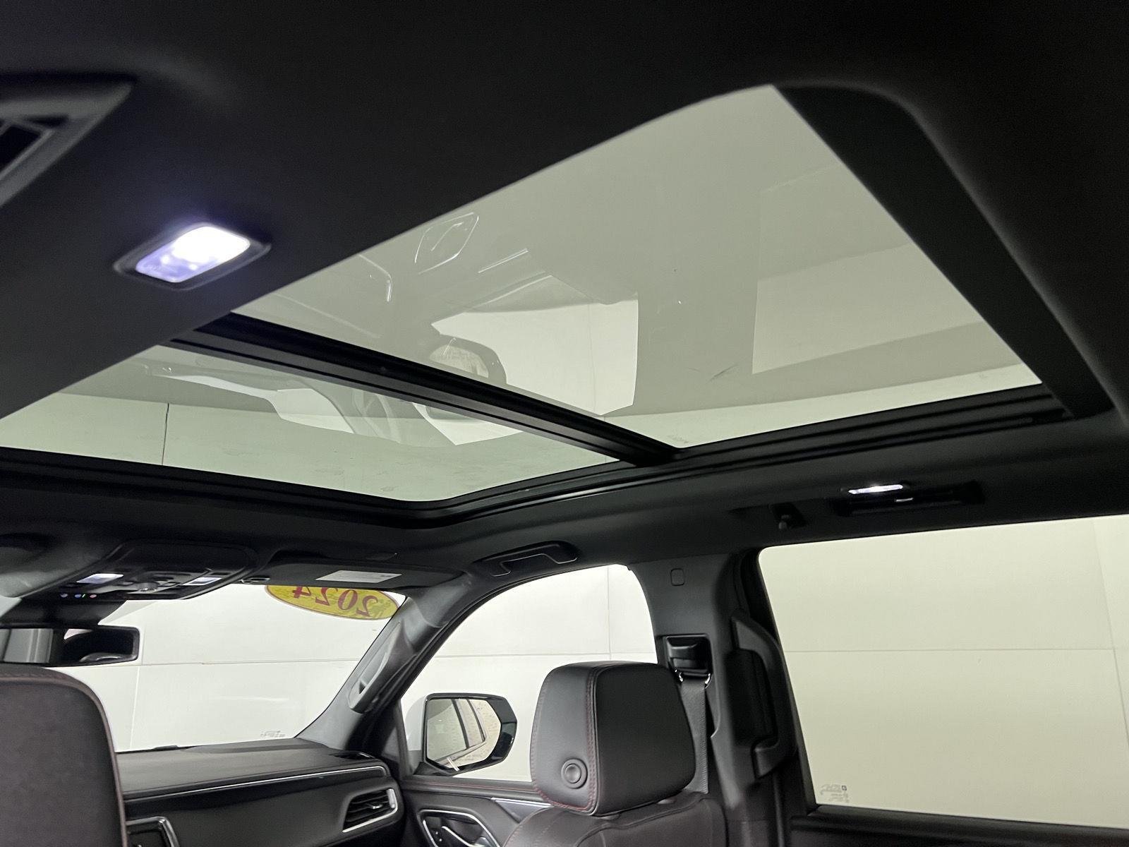 Used 2024 Summit White Chevrolet RST image 7