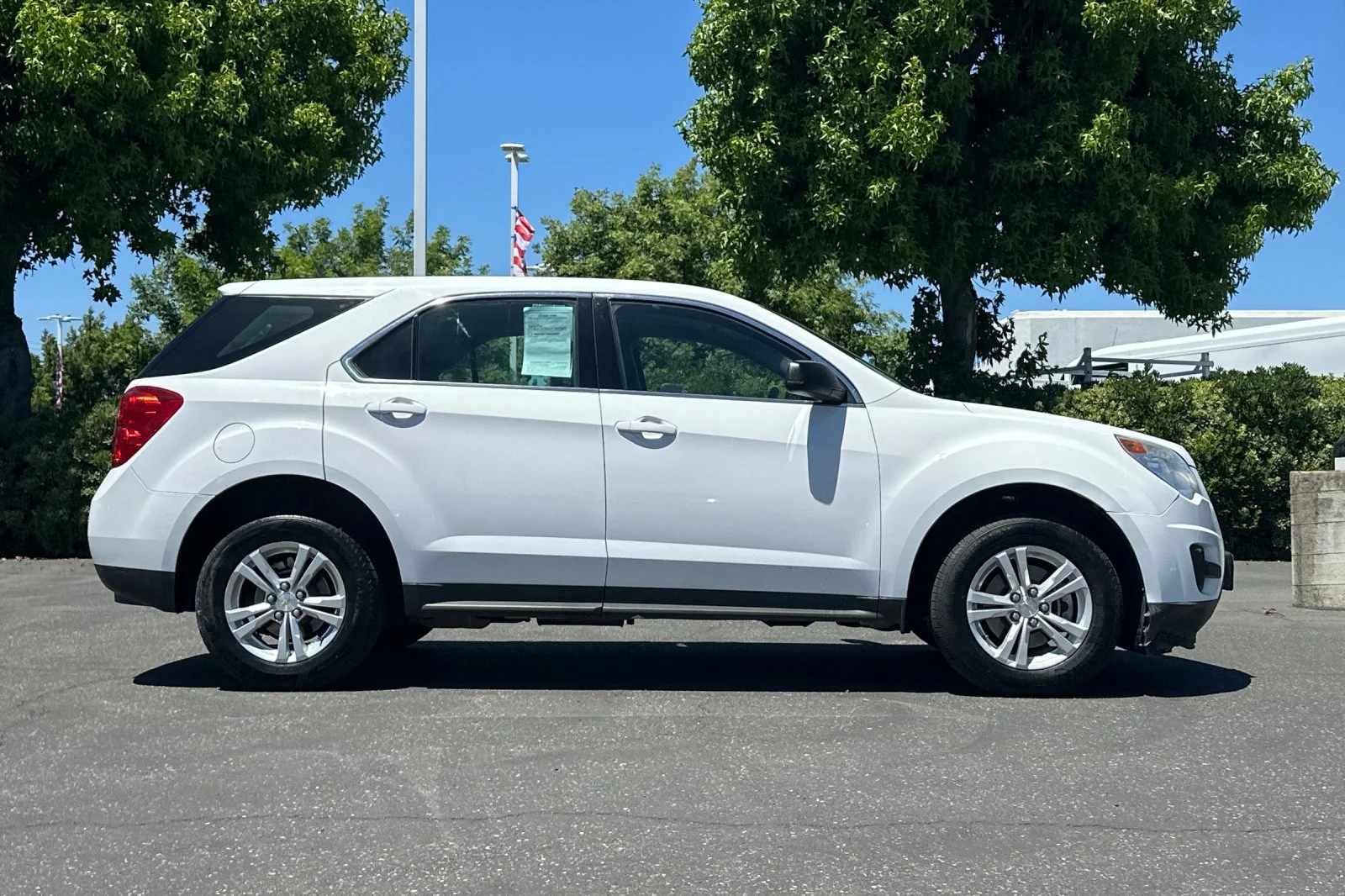 Used 2012 Summit White Chevrolet LS image 3