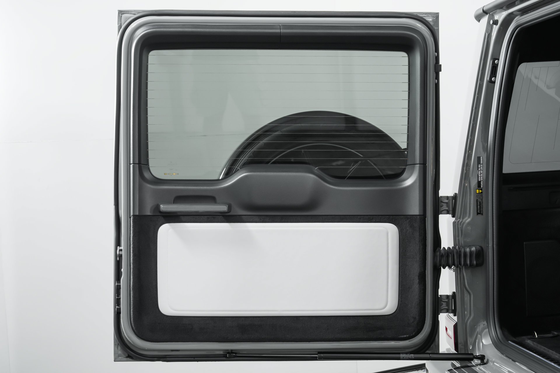 Used 2025  Mercedes-Benz G 63 AMG® image 104