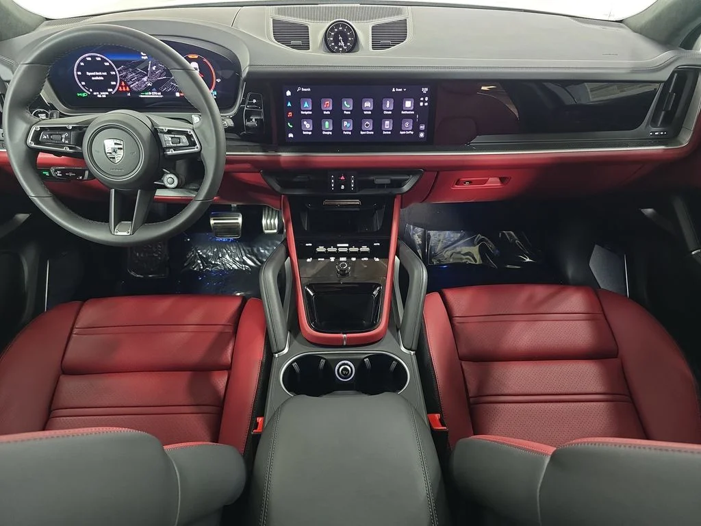 2025 Porsche Cayenne Turbo E-Hybrid - Photo 13