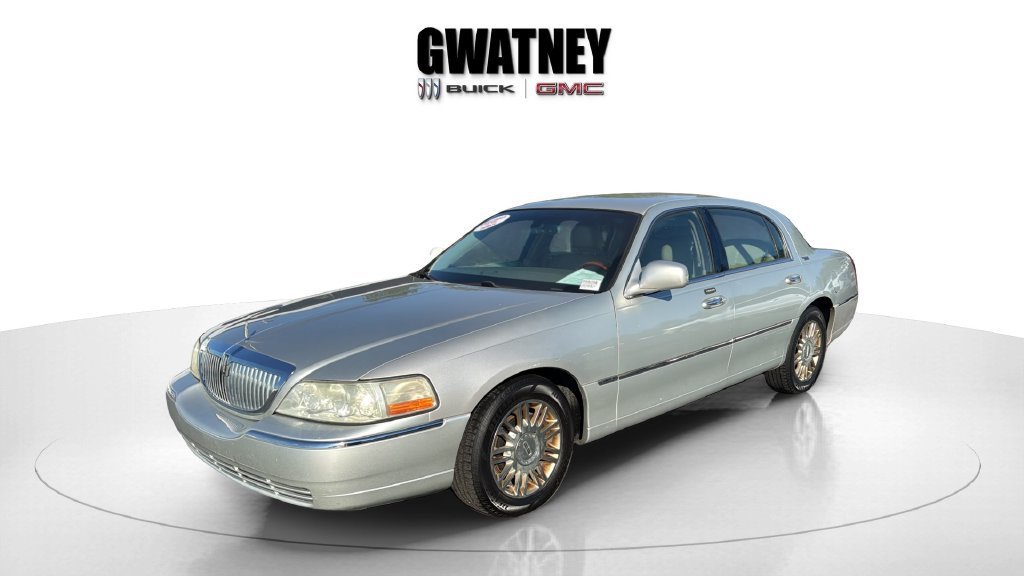 2009 Lincoln Town Car Signature Limited