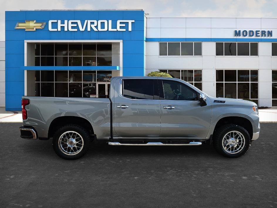2026 Chevrolet Silverado 1500 LTZ - Photo 6