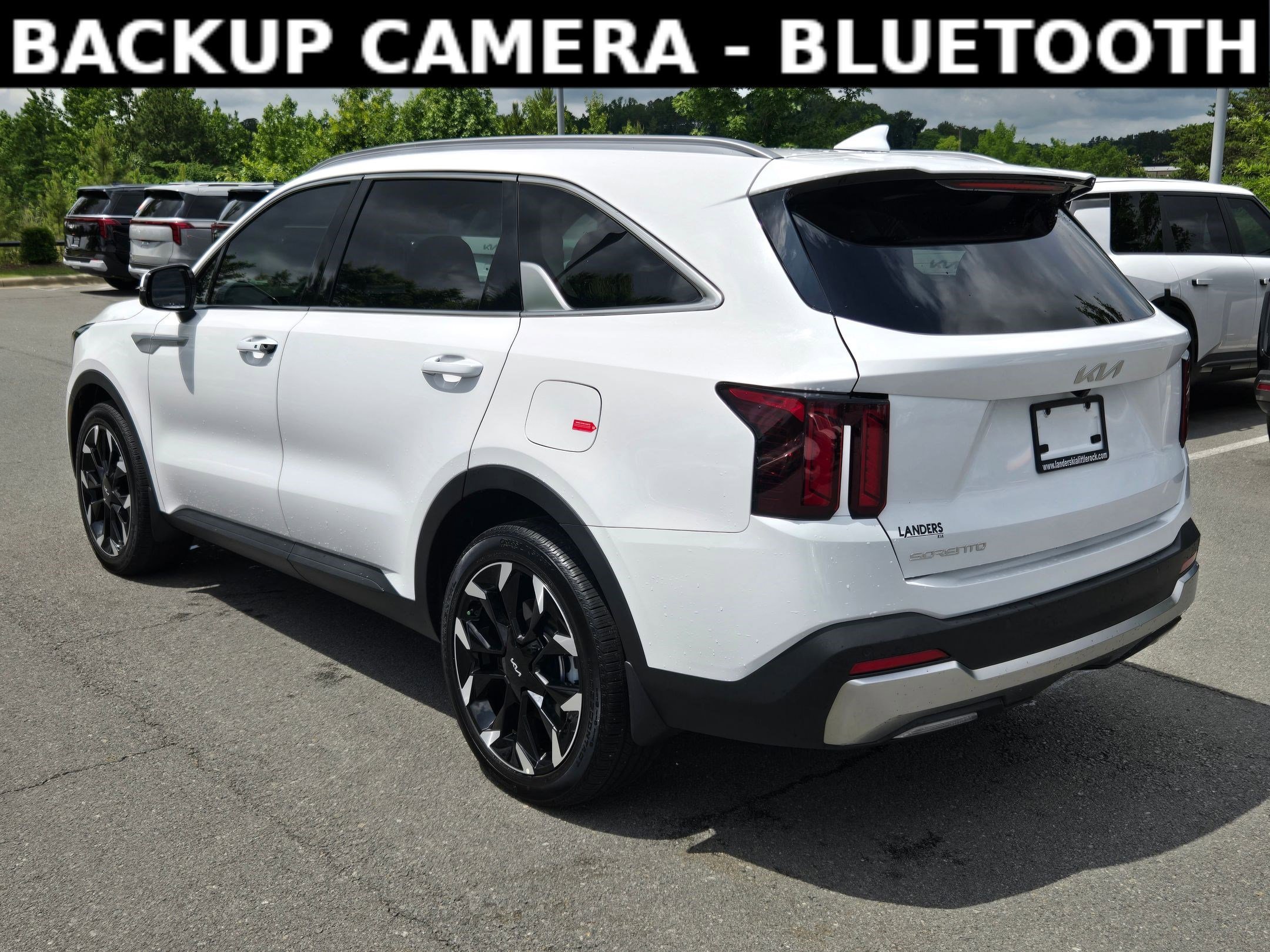 Used 2025 Glacial White Pearl Kia EX image 5