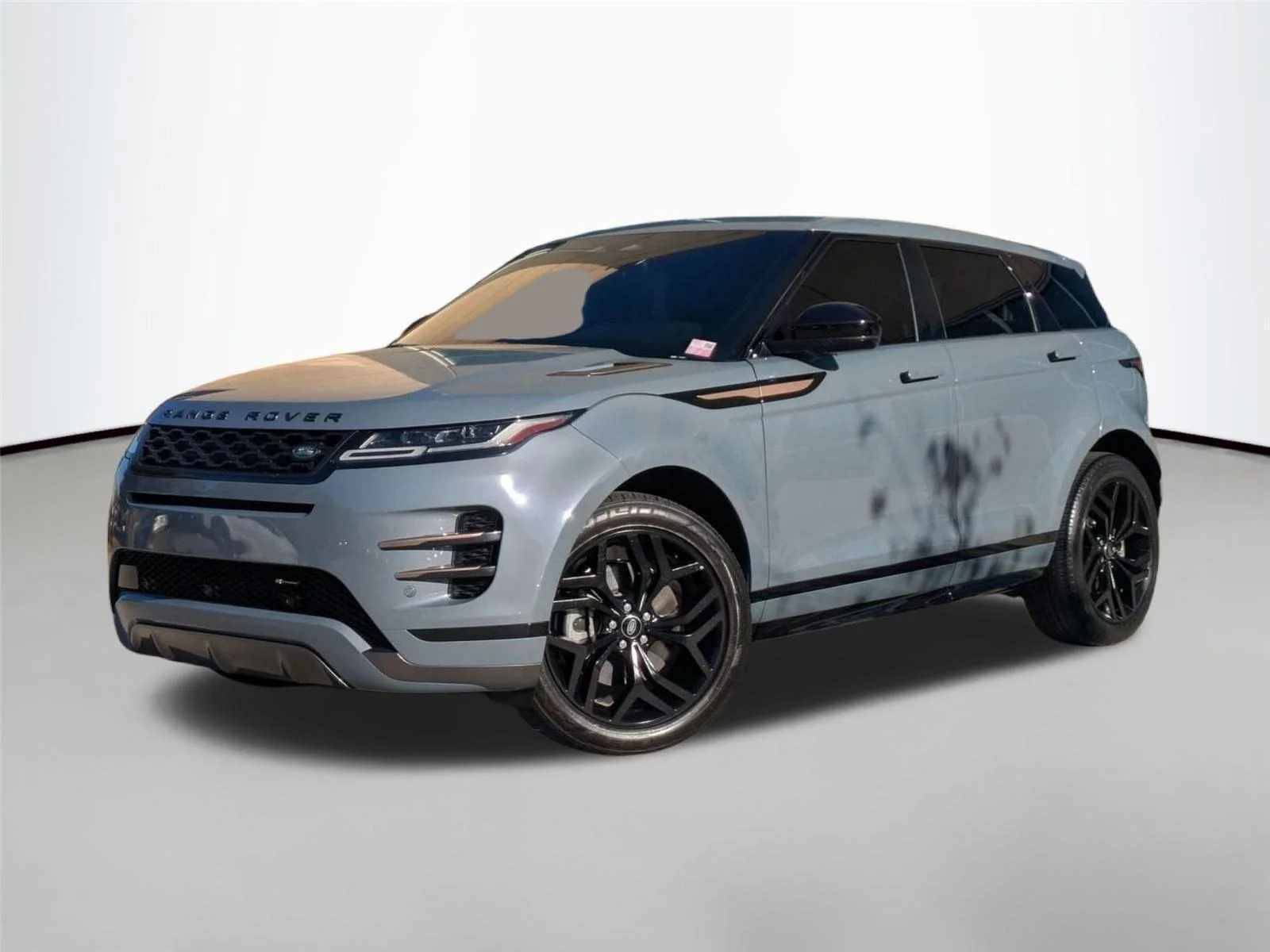 2022 Land Rover Range Rover Evoque R-Dynamic S's photo