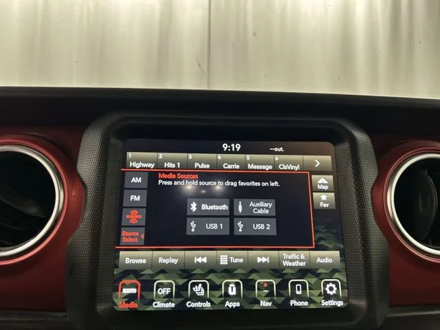 Certified Used 2023 Gray Jeep 4-Door Rubicon 4x4 image 15