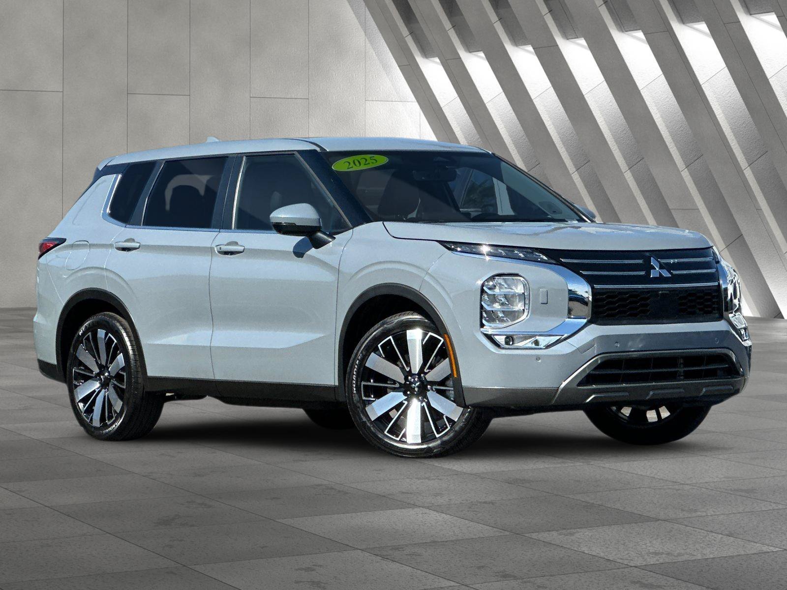 2025 Mitsubishi Outlander
