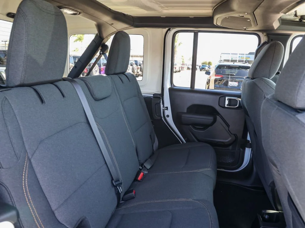 2026 Jeep Wrangler 4-Door Sport S - Photo 18