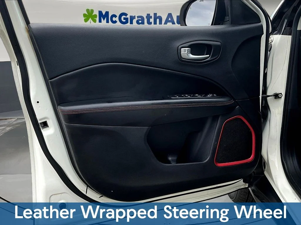 Certified Used 2018 White Jeep Trailhawk image 23