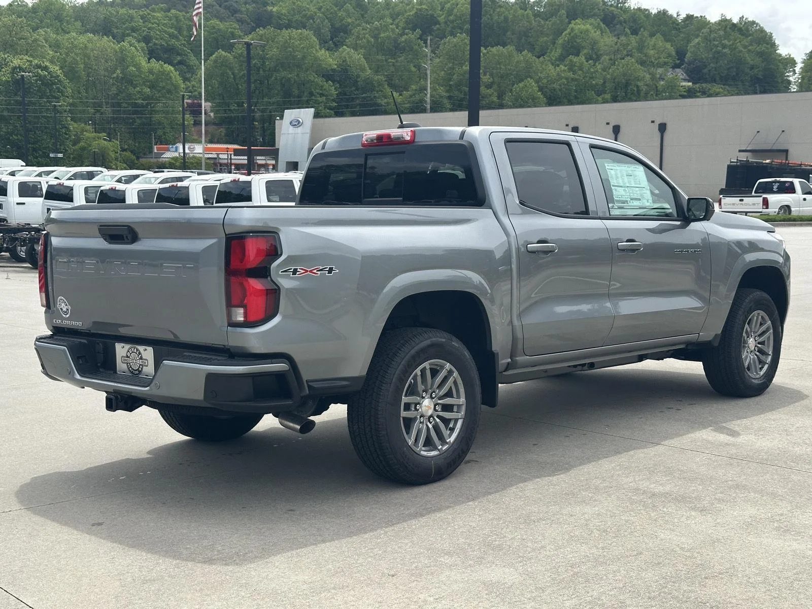 New 2026 Sterling Gray Metallic Chevrolet 4WD LT image 7