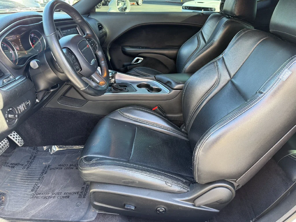 Used 2019  Dodge R/T image 20