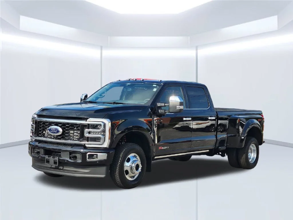 New 2026 Agate Black Metallic Ford F-350® Platinum® image 2