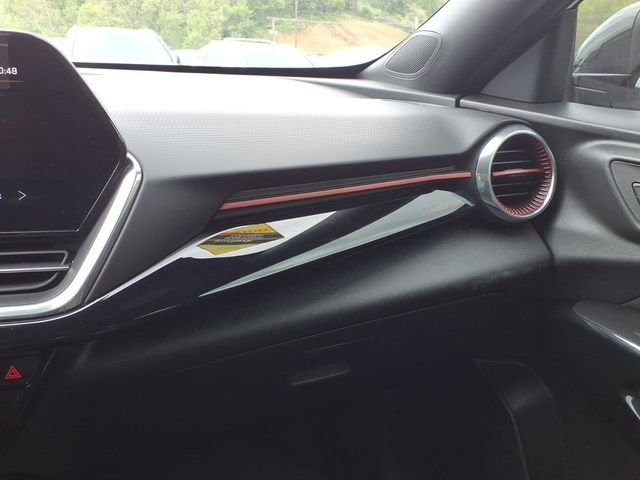 Used 2025 White Chevrolet 2RS image 21