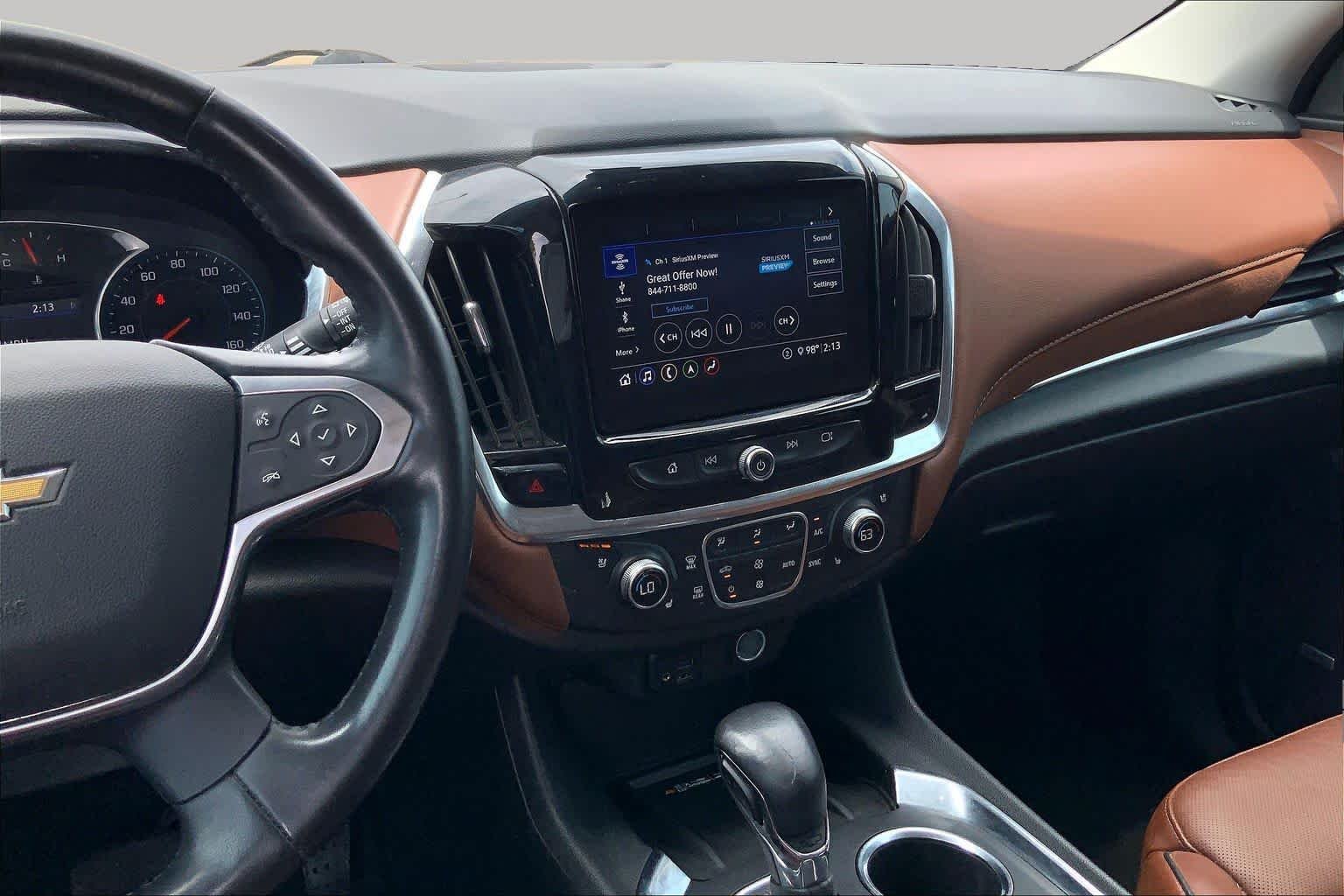 Used 2021 Iridescent Pearl Tricoat Chevrolet High Country image 7
