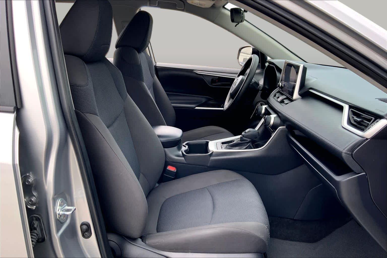 Used 2025 Silver Sky Metallic Toyota LE image 9