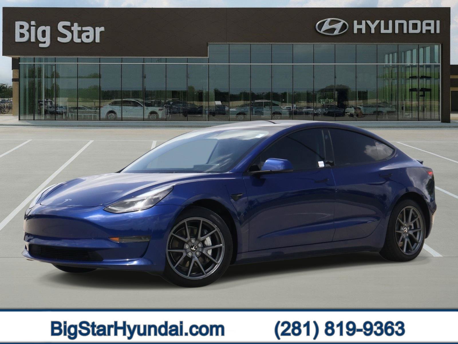 2023 Tesla Model 3 -'s photo