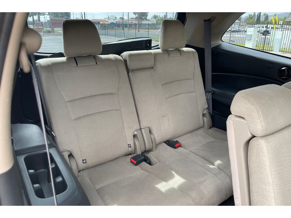 Certified Used 2018 White Diamond Pearl Honda EX image 18