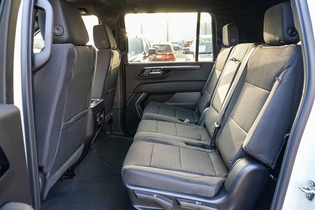2026 Chevrolet Suburban LS - Photo 18