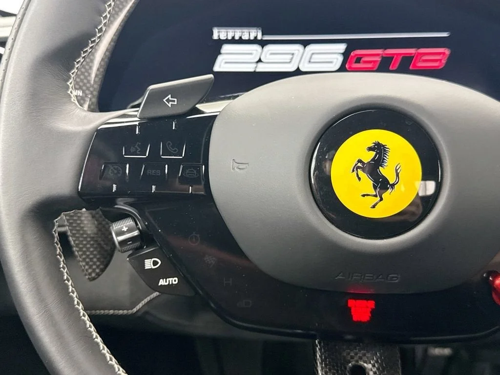 Used 2025 Bianco Avus Ferrari  image 11