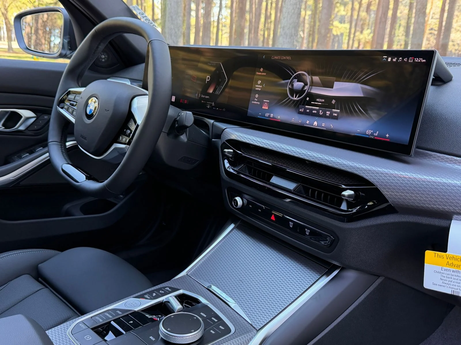 2026 BMW 3 Series 330i - Photo 20