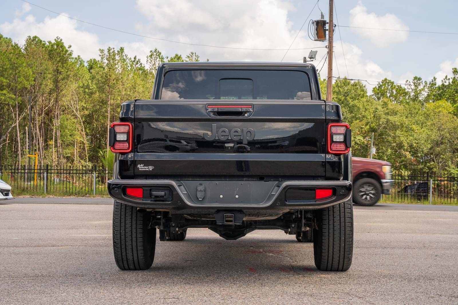 Used 2023 Black Jeep Overland image 6