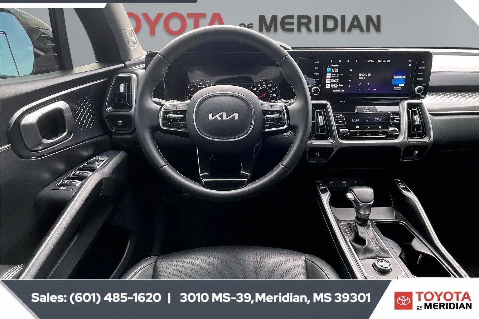 Used 2023 Gravity Gray Kia S image 5