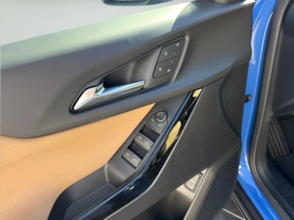 New 2027 Reef Blue Metallic Chevrolet ACTIV image 11
