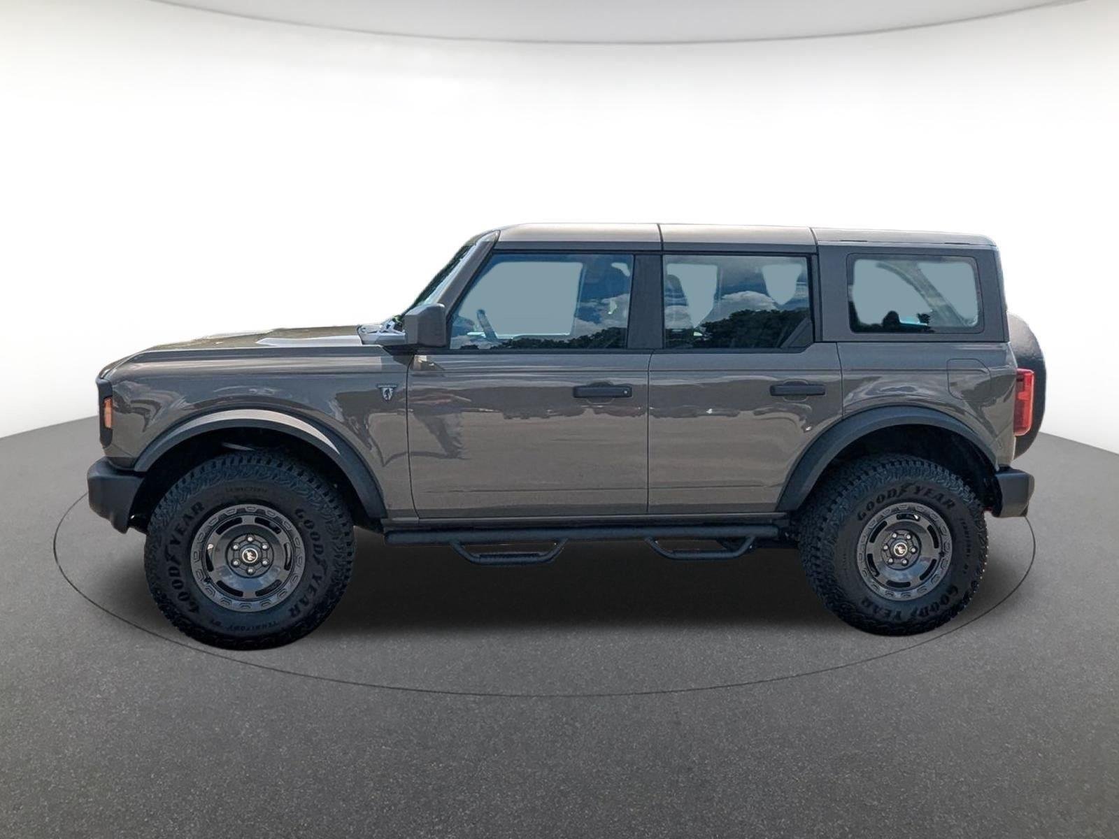 Used 2025 Marsh Gray Ford Base image 8