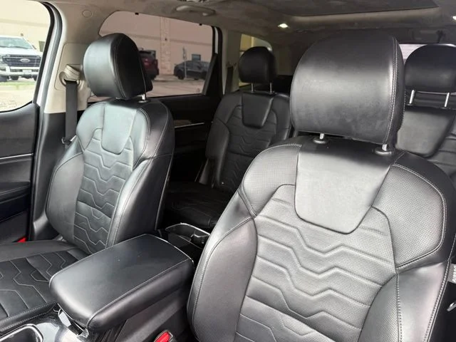 Used 2022 White Kia SX image 10