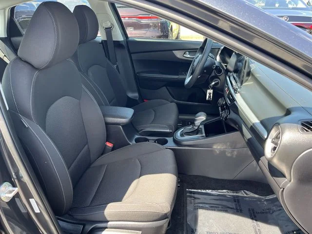 Used 2019 Gray Kia LXS image 26