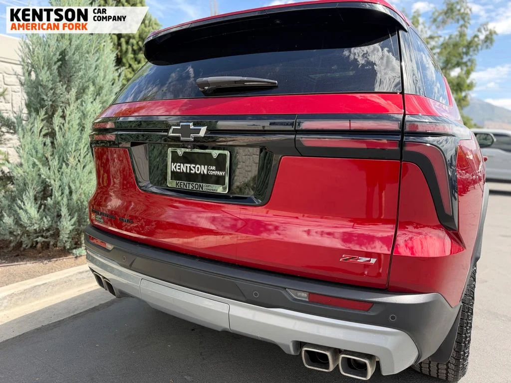 Used 2025 Red Chevrolet Z71 image 36