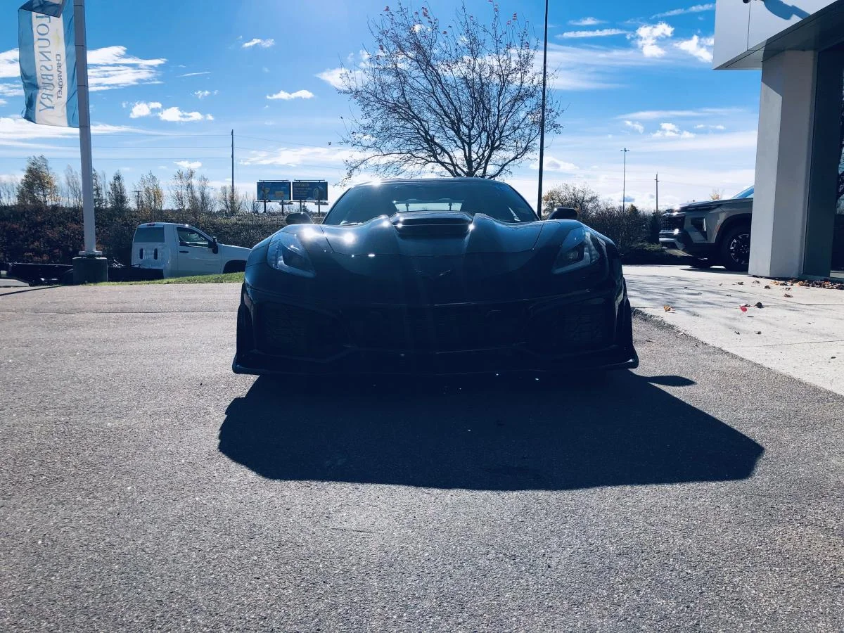 Used 2019 Black Chevrolet 2dr ZR1 Cpe w/3ZR image 3