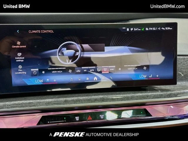 New 2026 Dravit Grey Metallic BMW 750e image 11