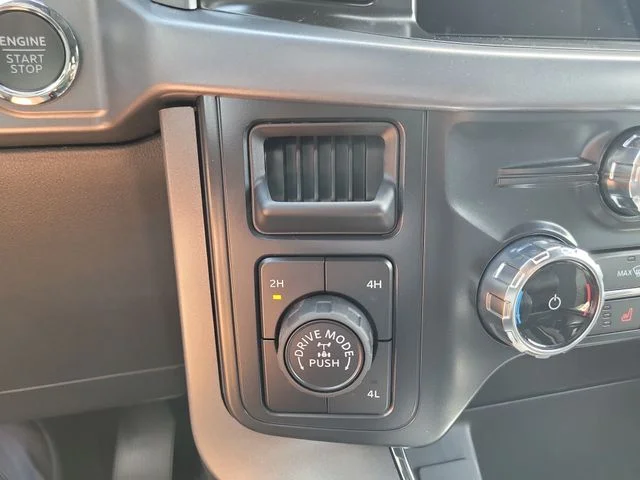 New 2026 Avalanche Ford XLT image 29