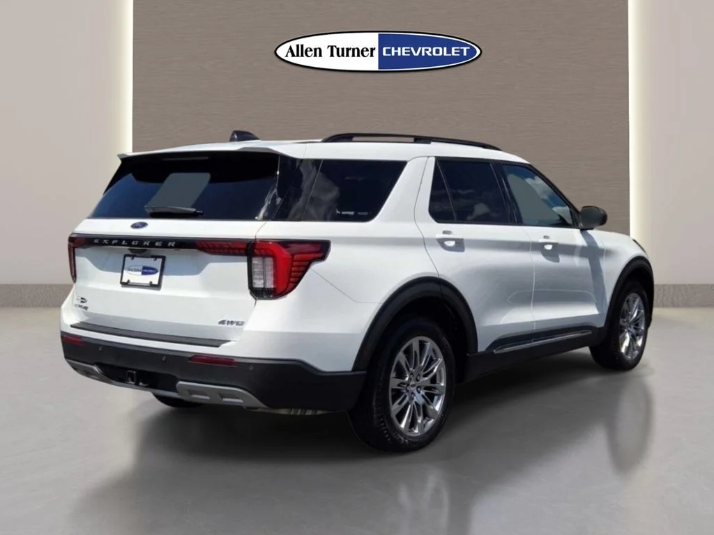 2025 Ford Explorer Active - Photo 6