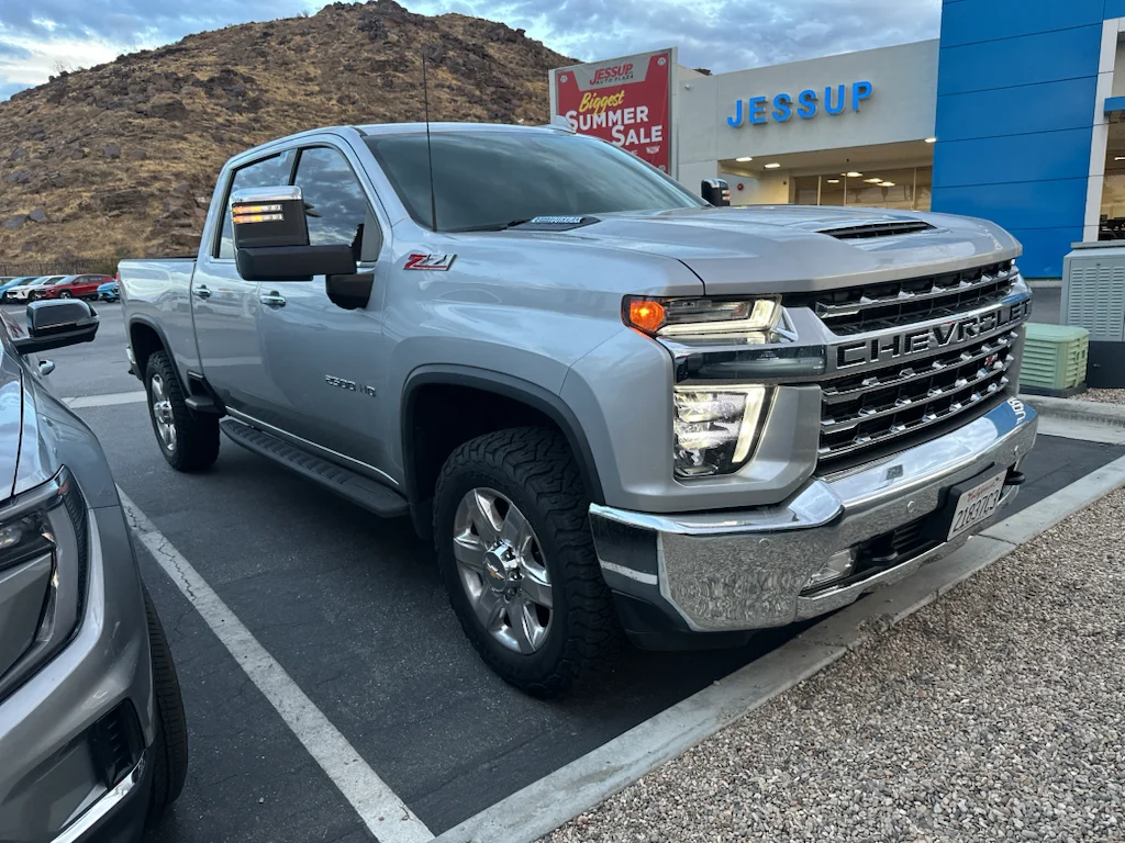 Used 2021 Silver Ice Metallic Chevrolet LTZ image 4