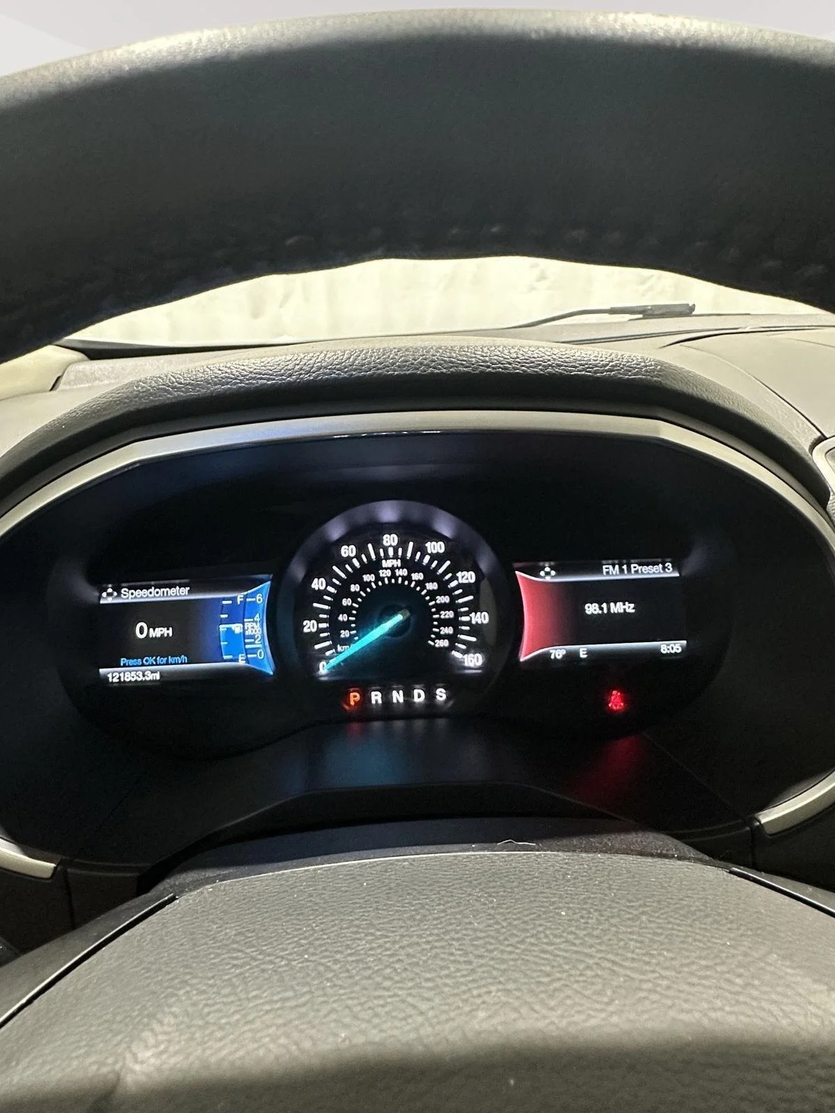 Used 2016 Oxford White Ford SEL image 11