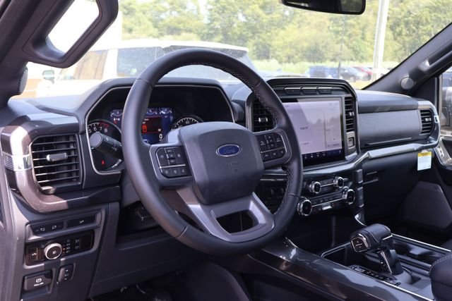 Used 2023 Black Ford XLT image 7