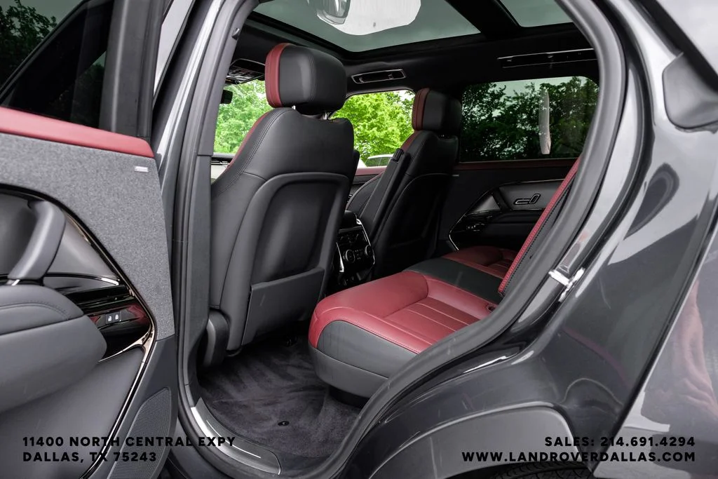 Certified Used 2025 Carpathian Gray Premium Metallic Land Rover Dynamic SE image 42