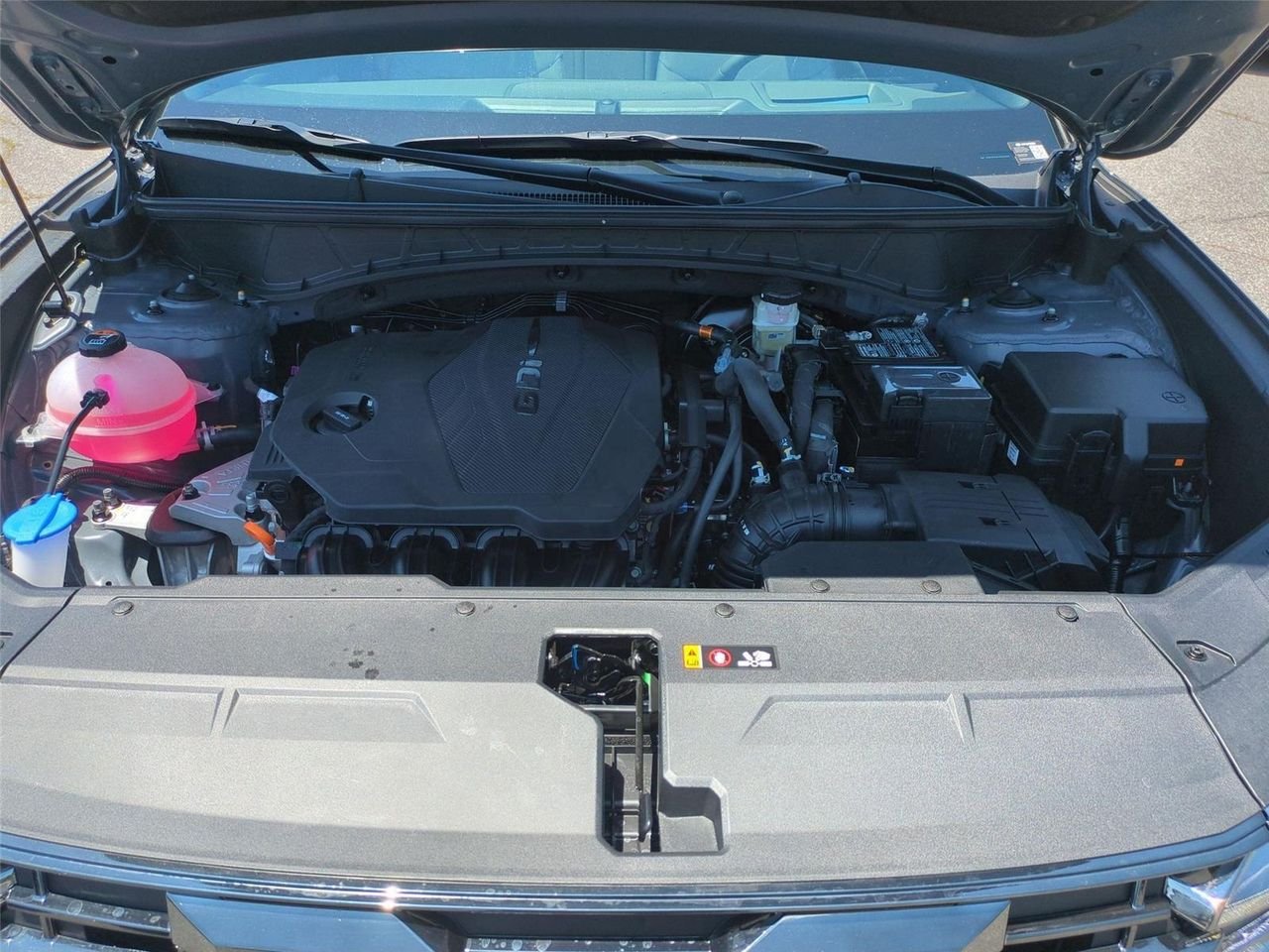 New 2026 Ecotronic Gray Hyundai Limited FWD image 43