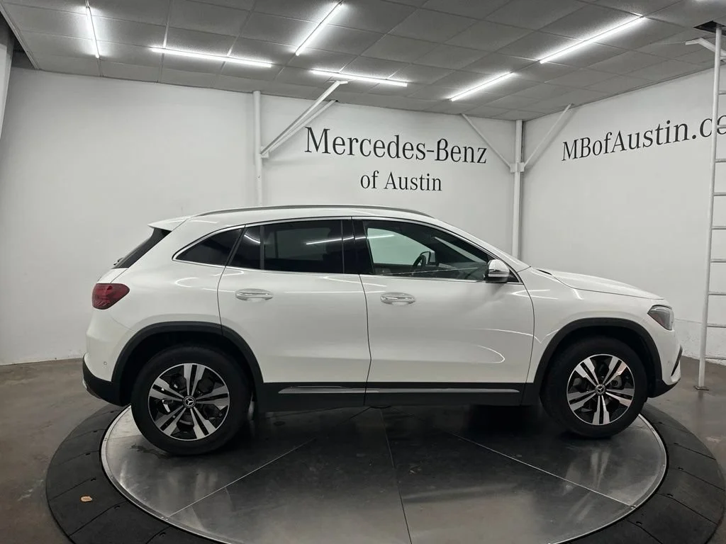 New 2026 White Mercedes-Benz GLA 250 image 8