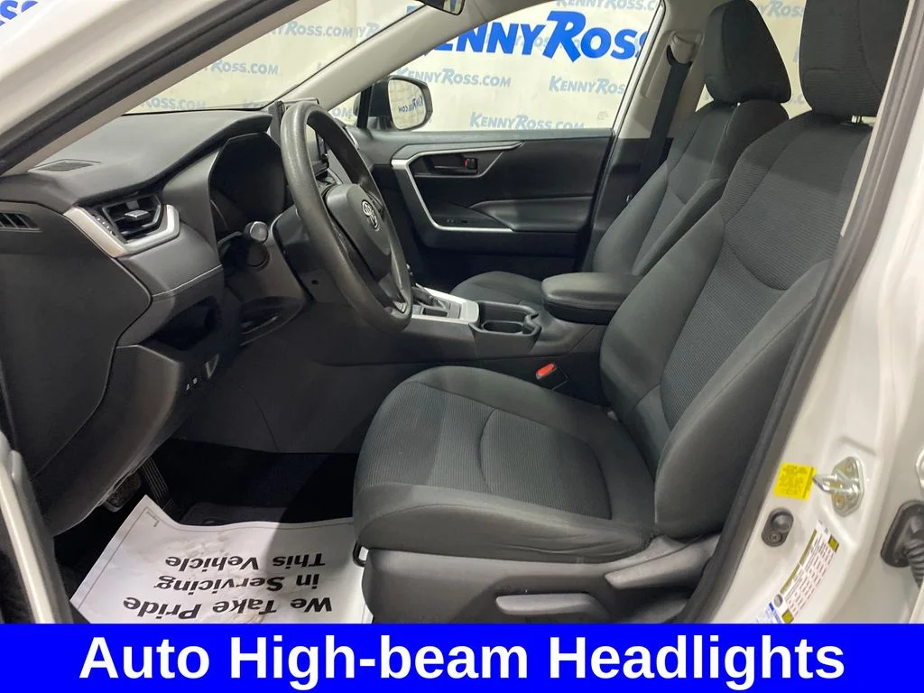 Used 2019 White Toyota LE image 8