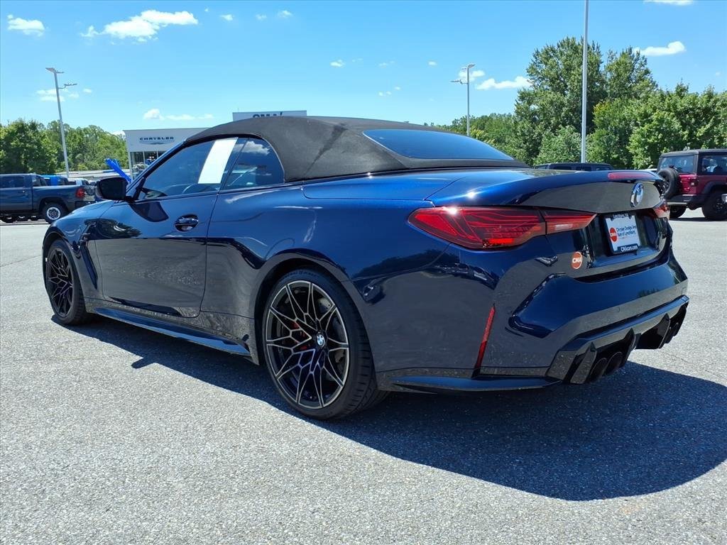 Used 2022 Tanzanite Blue II Metallic BMW Competition xDrive image 4