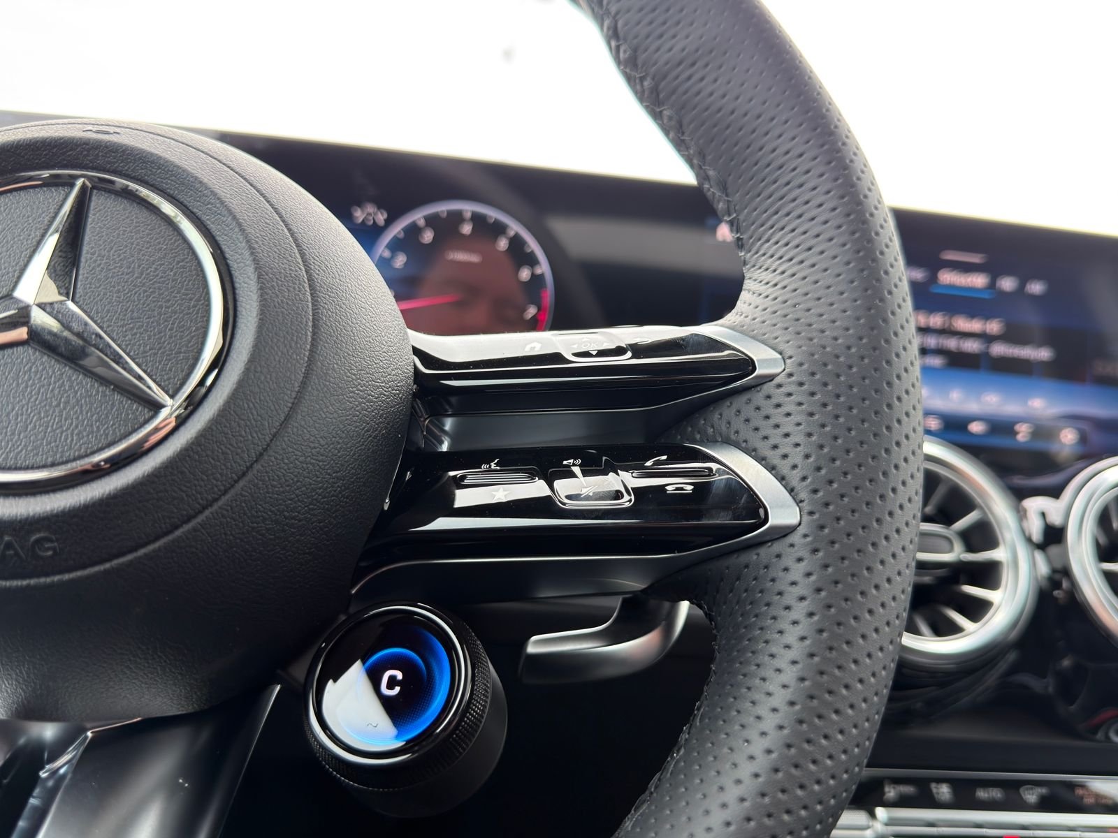 New 2026 Cosmos Black Metallic Mercedes-Benz GLB 35 AMG® image 26