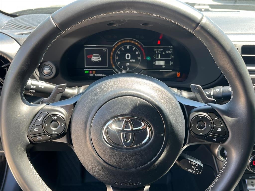 Used 2023 Raven Toyota Base image 18